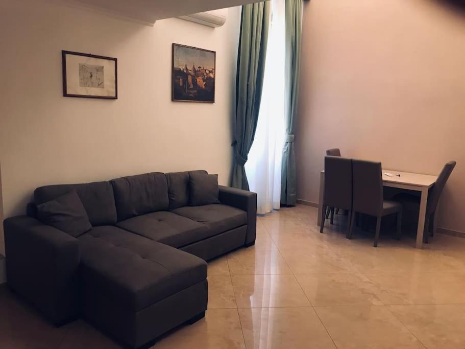 43 Appartamento Ampio E Comodo Nel Centro Di Roma المظهر الخارجي الصورة